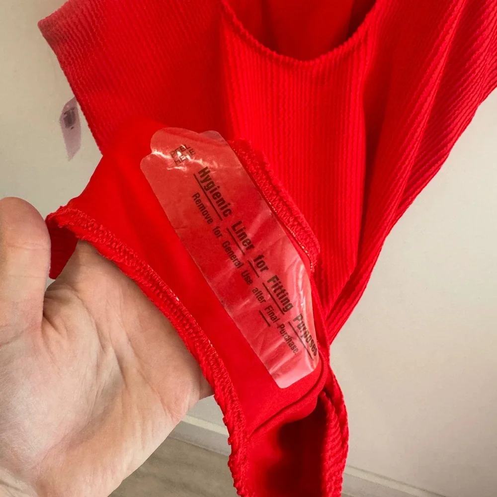 NWT Old Navy Red Ribbed One Piece Swimsuit Scoop Neck Back‎ XXL